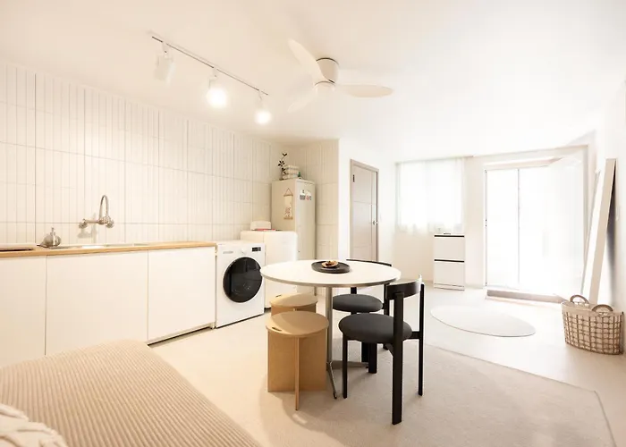 The Nook - Private Retreat Near Station Séoul