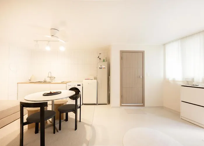The Nook - Private Retreat Near Station Villa Séoul